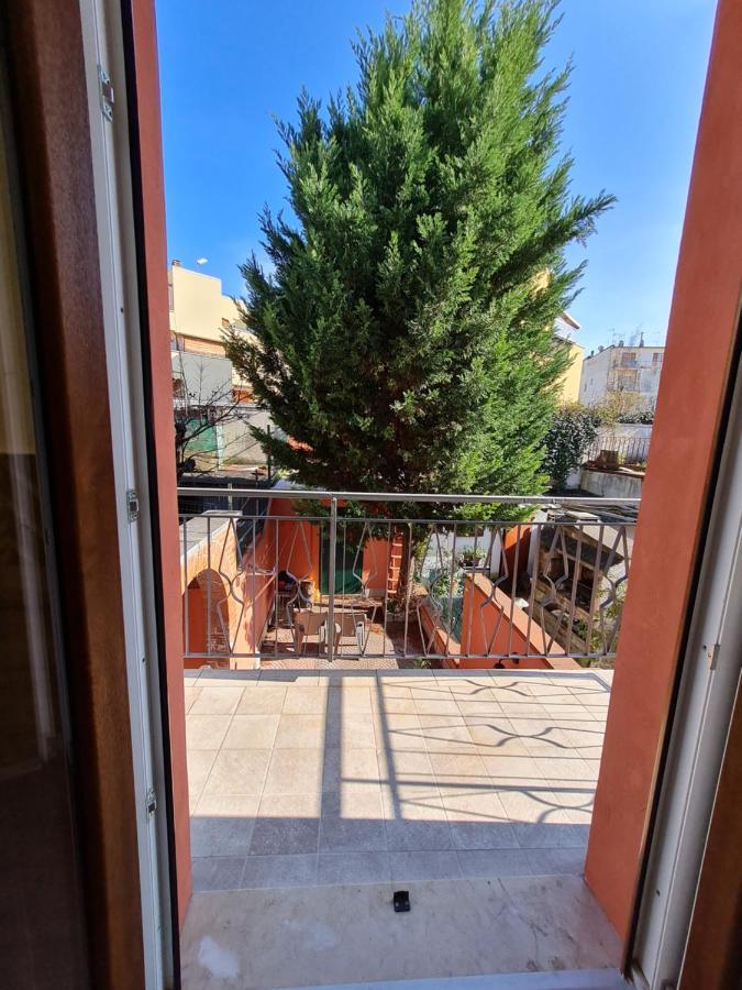 Al Castello - Aeroporto Delle Marche - Ancona Apartman Falconara Marittima Kültér fotó